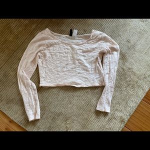 HM divided light pink floral crop top